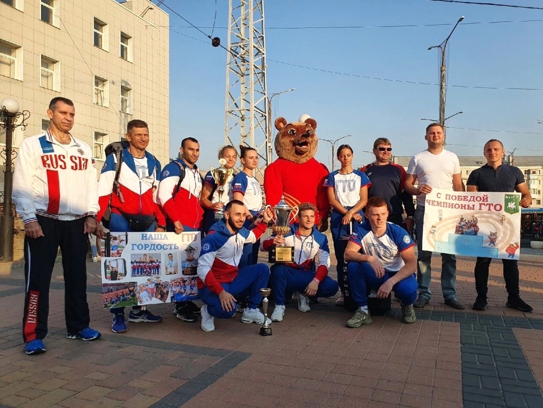 Вот так на родной Белгородской земле встречают абсолютных чемпионов Всероссийского Фестиваля ГТО среди студентов..